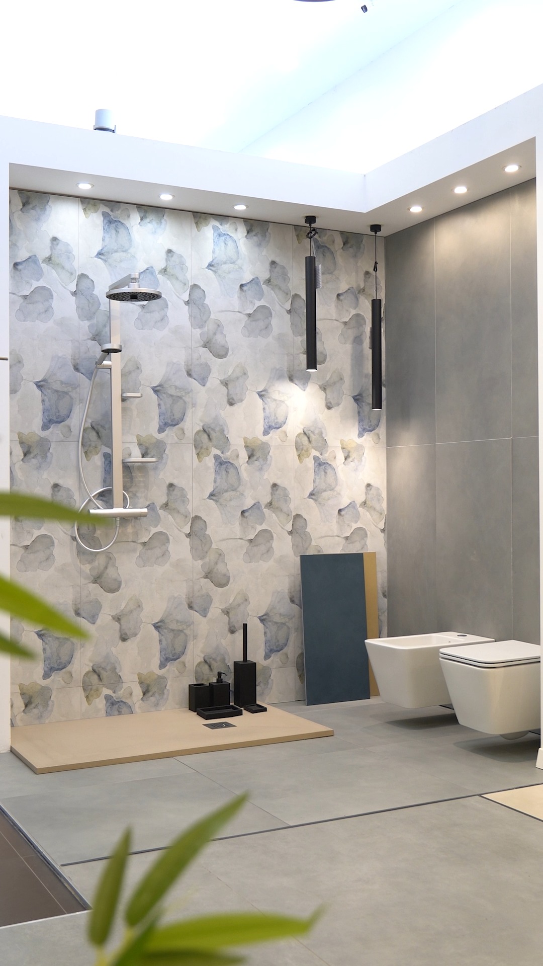 Non solo un bagno, ma uno spazio da vivere 🫧
Linee